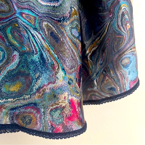 Vintage Colorful Abstract Patterned Slip with Lace - Picture 4 of 4